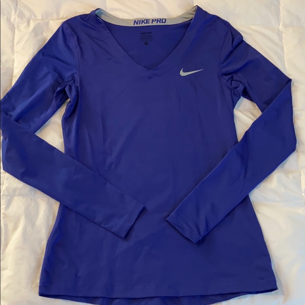 NikePro drifit women’s long sleeve- medium